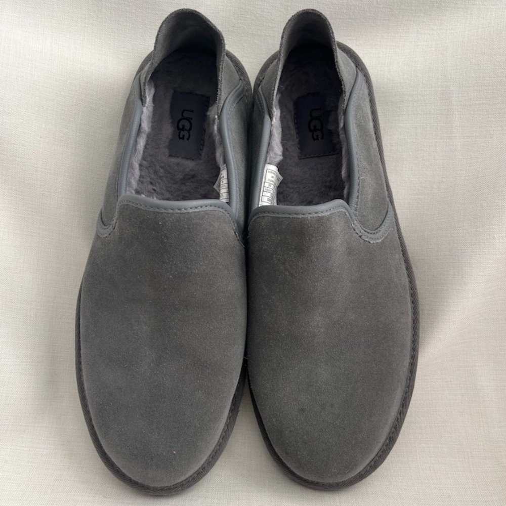 UGG